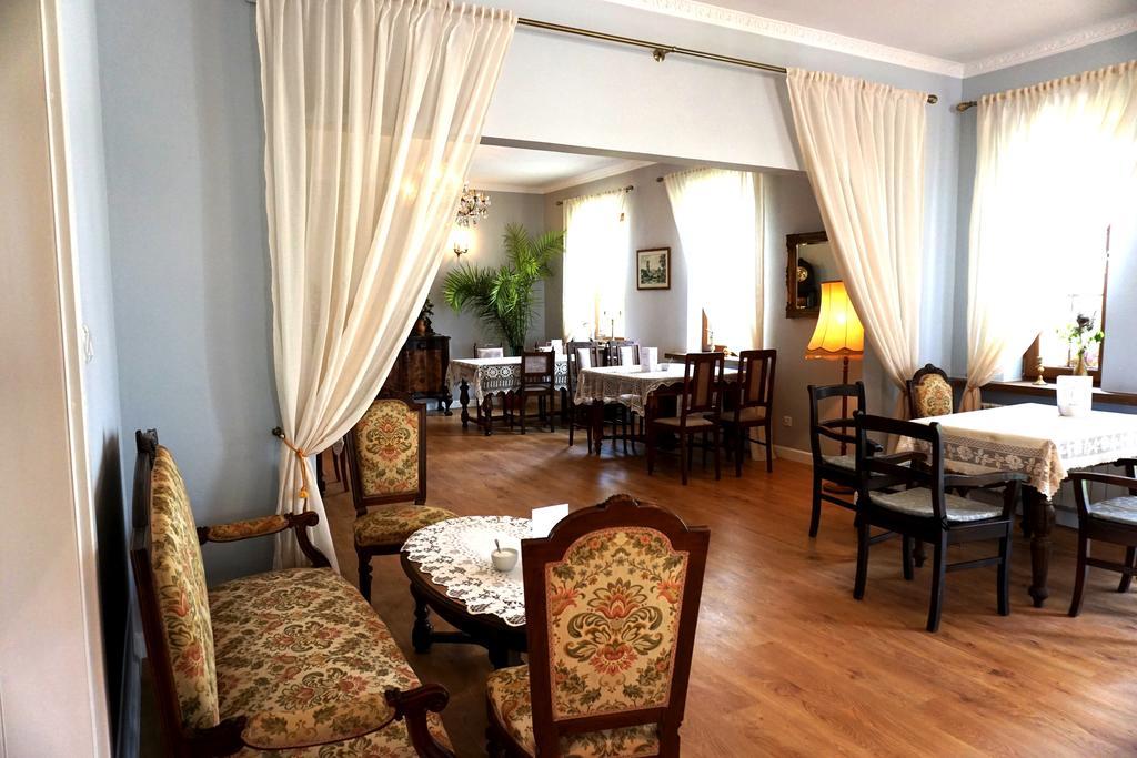 Dwor Osmolice Bed & Breakfast Bialki Dolne Eksteriør bilde