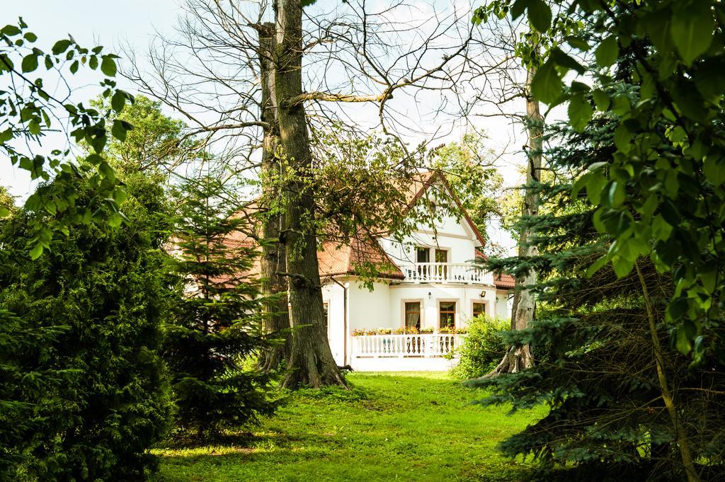 Dwor Osmolice Bed & Breakfast Bialki Dolne Eksteriør bilde