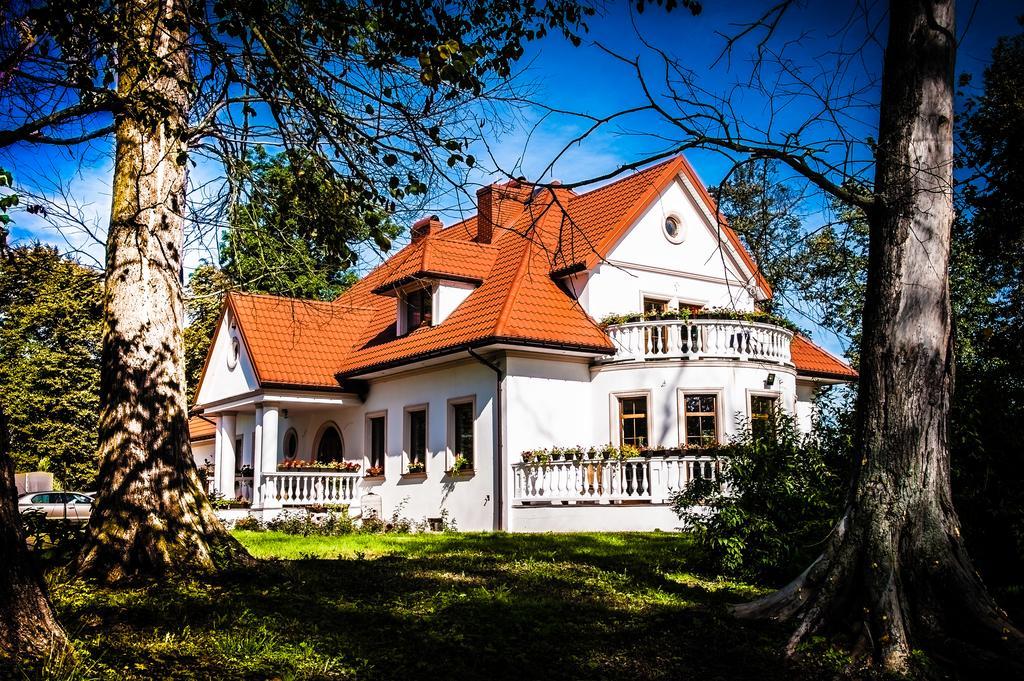 Dwor Osmolice Bed & Breakfast Bialki Dolne Eksteriør bilde