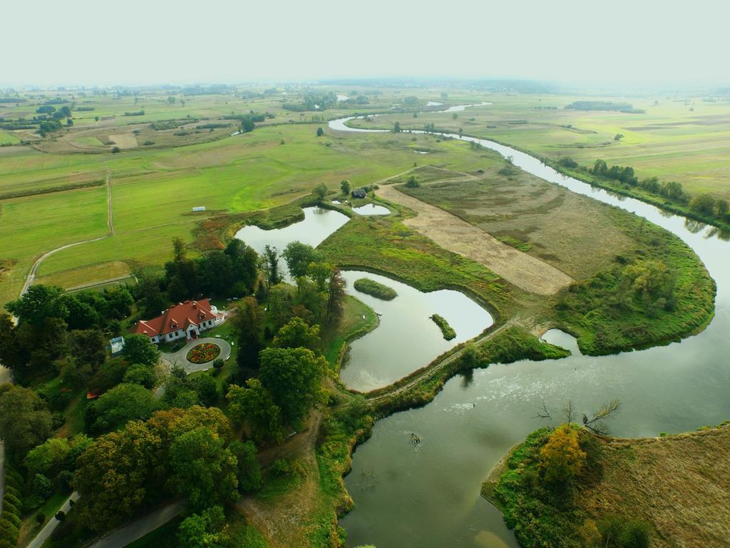 Dwor Osmolice Bed & Breakfast Bialki Dolne Eksteriør bilde