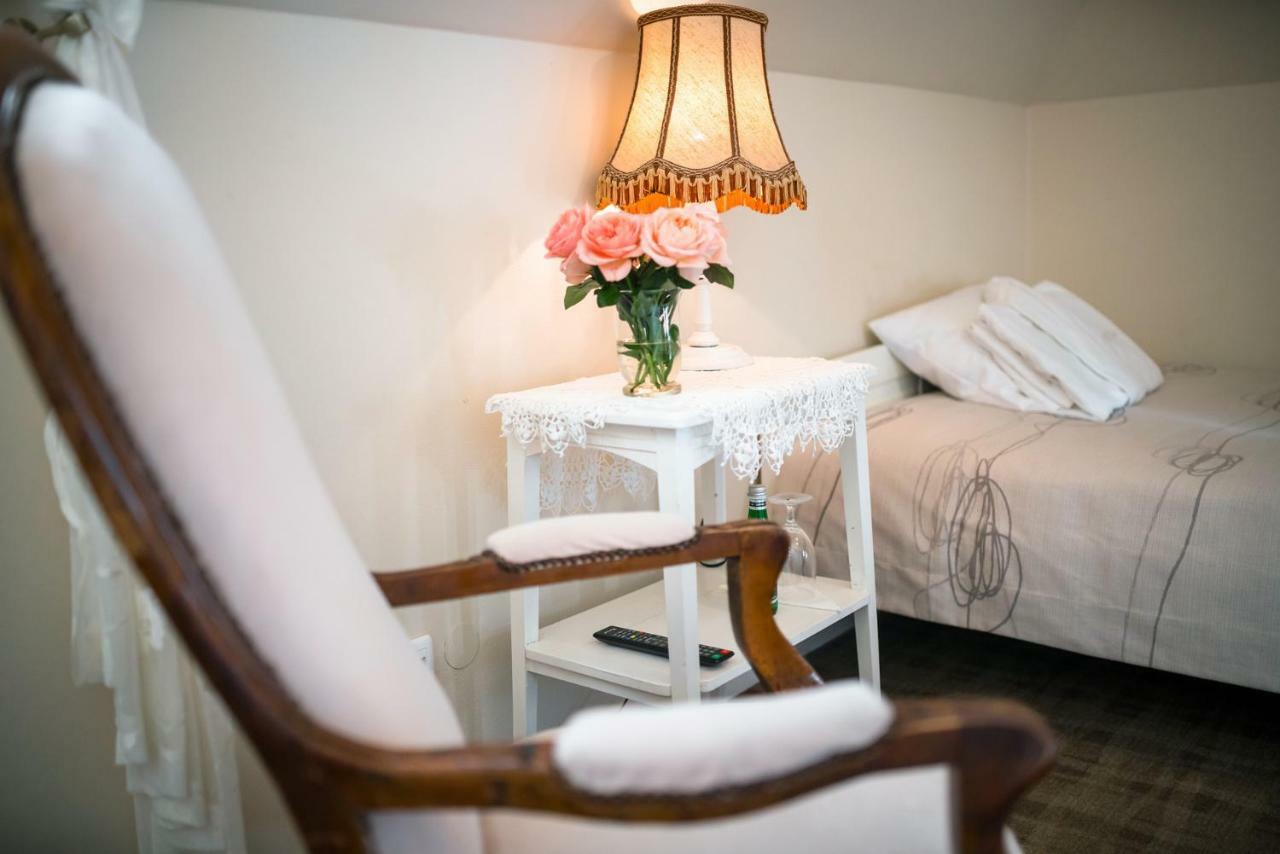Dwor Osmolice Bed & Breakfast Bialki Dolne Eksteriør bilde