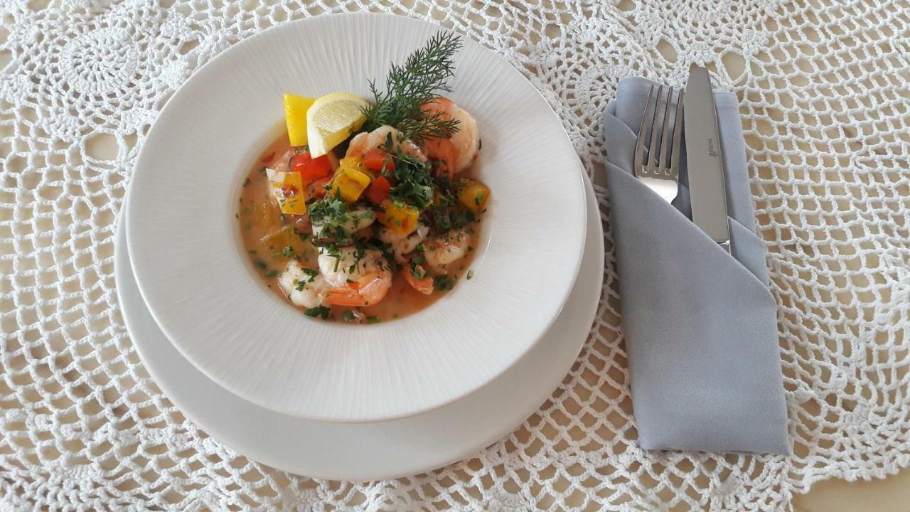 Dwor Osmolice Bed & Breakfast Bialki Dolne Eksteriør bilde