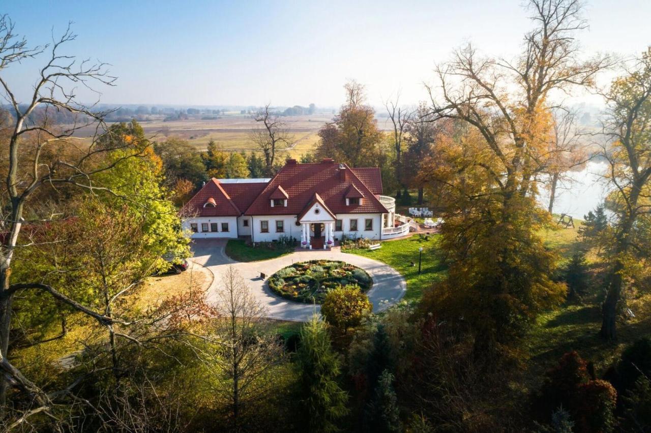 Dwor Osmolice Bed & Breakfast Bialki Dolne Eksteriør bilde